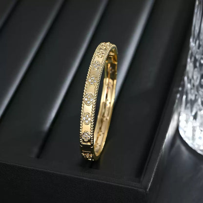 18K Gold-Plated S925 Silver Clover Bangle