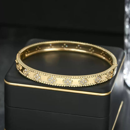 18K Gold-Plated S925 Silver Clover Bangle