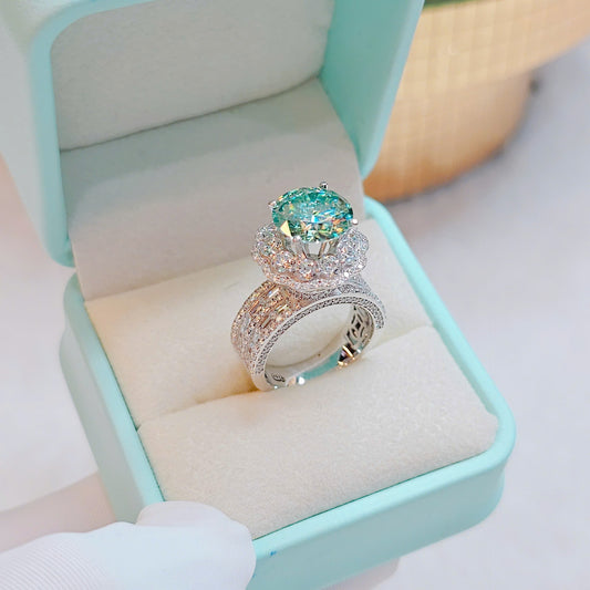 Luxury Italian Silver 4CT Green Moissanite Ring
