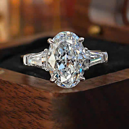 Italian Silver Ring with Sophisticated Oval Design